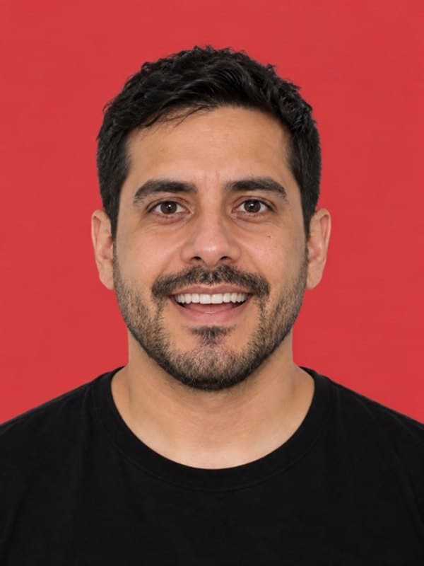 Sonriendo o boca abierta